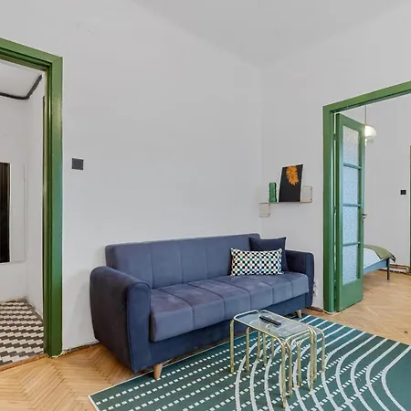 11 Apartment
