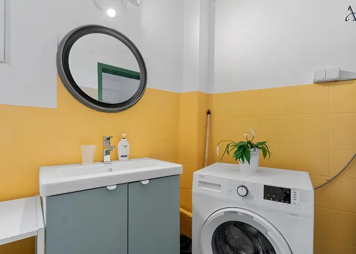 11 Apartment *