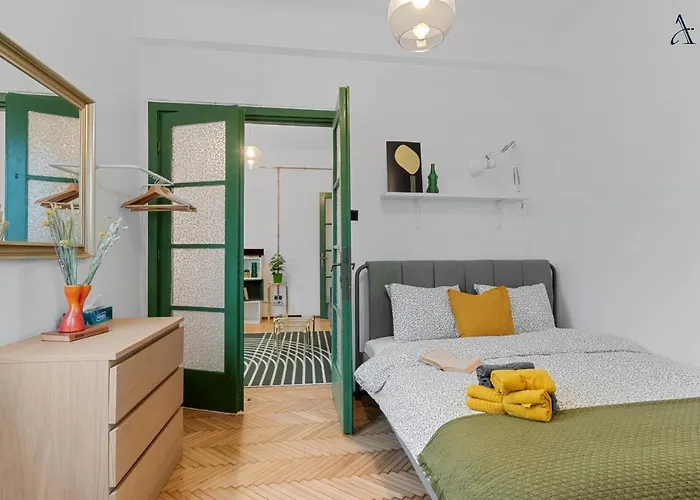 11 Apartment