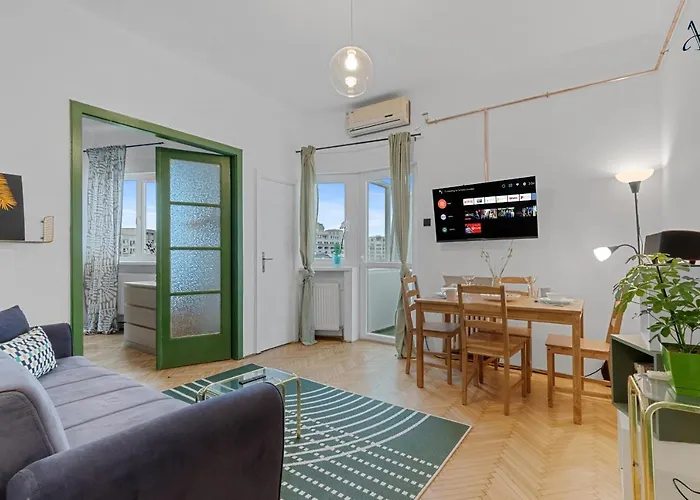 11 Apartment